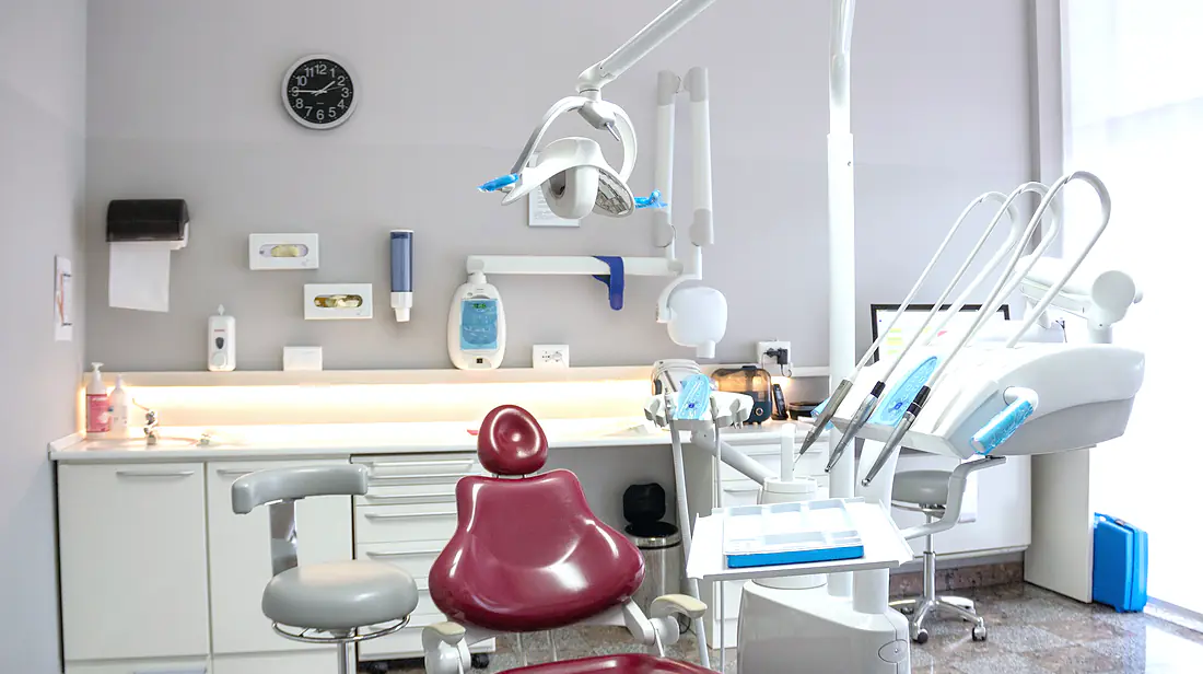 Operatory ready for an urgent appointment